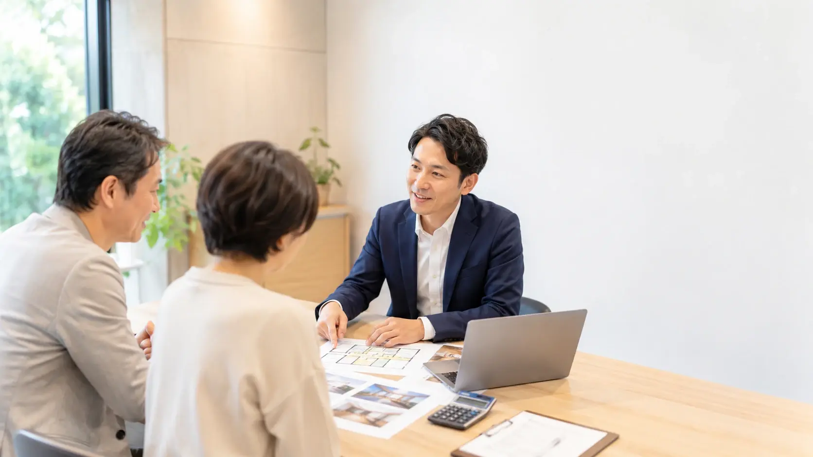 不動産仲介会社の選び方 2026年完全ガイド｜手数料の上限・媒介契約3種・囲い込み対策まで｜自由住宅コラム