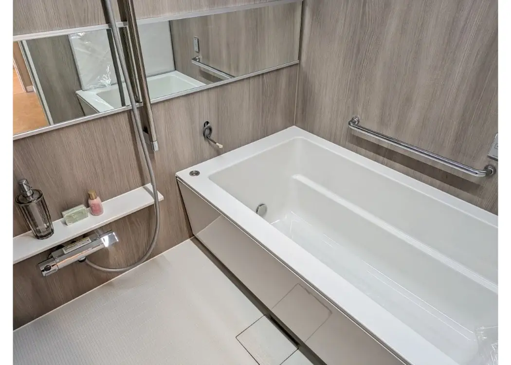 0369b6400c03d6c6c1d33efb331c2fd6-1