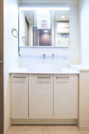 30160_573029_13_440_440