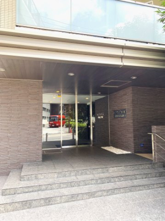 30160_574563_4_440_440