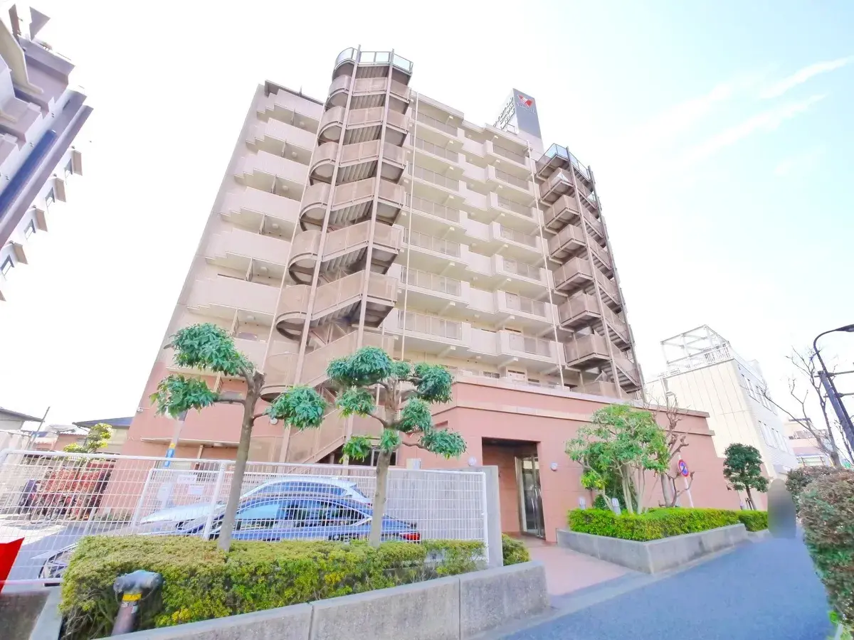 378052362_pcViewLargerHeight