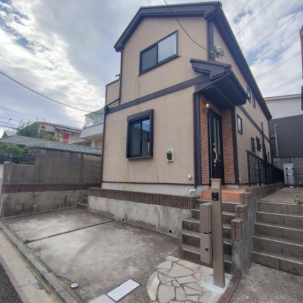 55541_58925_2_440_440