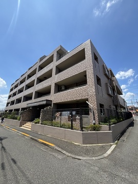 M00132916253_1