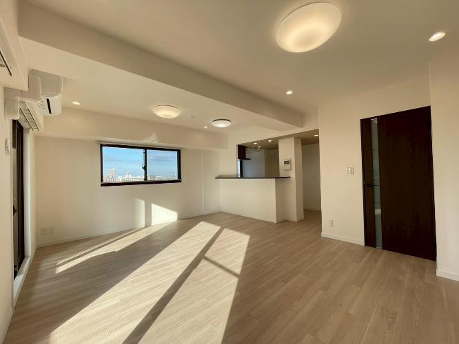 N301210000_img_17702408287609503067