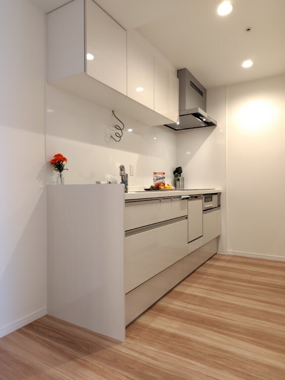 e79308e0bf72a0a6ba8772a3a2410768